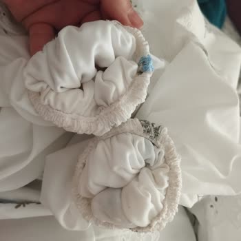 Kapıda Nakit Ödeme İle Alınan Defolu Ve Kirli Elbise, Firma Çözüm Sunmadı