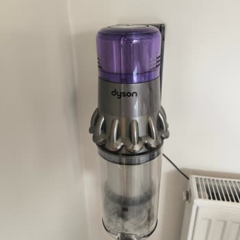 Dyson Müşteri Hizmetleri Ürün İncelemesi Yapmadan Yüksek Onarım Ücreti Çıkartıyor