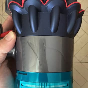 Dyson V15 Detect'te Gelen Ayıplı Ürün İçin Değişim Talebi