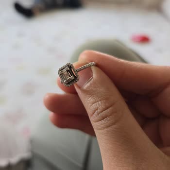 Baget Yüzüğümde Taş Düşmesi Ve Ücretsiz Tamir Talebi