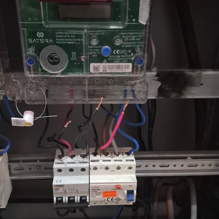 Borç Bildirimi Olmadan Kesilen Elektrik Ve Açılmaması Nedeniyle İş Yerinde Gelir Kaybı