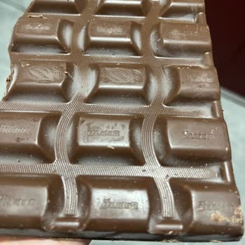 Ülker Vişneli Çikolatanın Beyazlaşması Ve Tazelik Endişesi