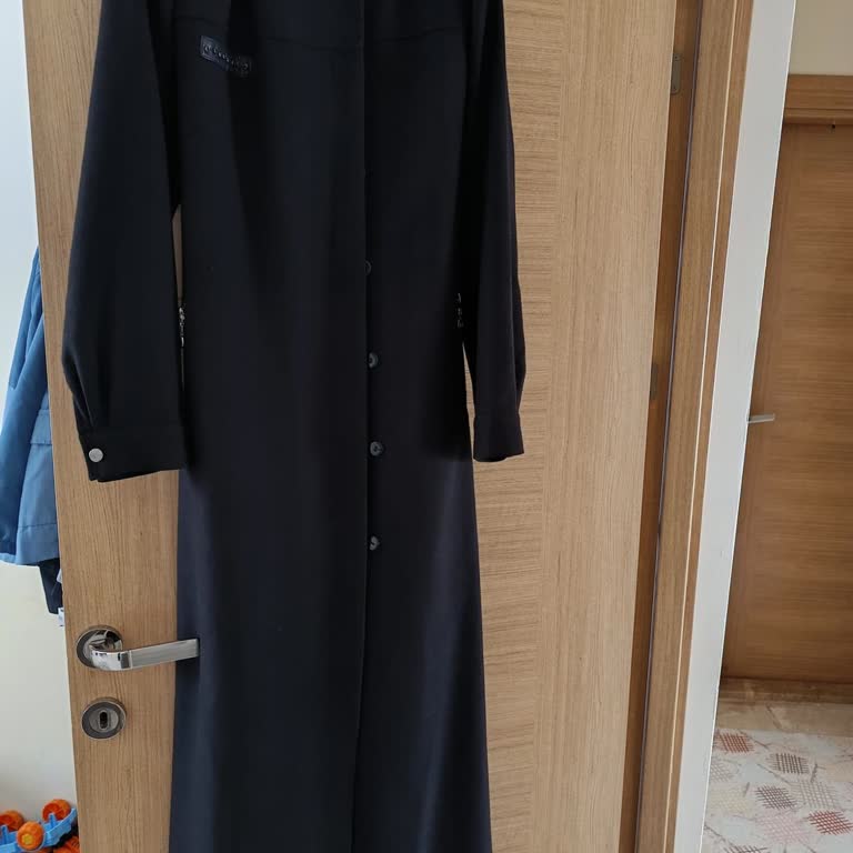 Ücretini Ödeyen Müşteriyi Aldatan Ayıplı Kaşe Kaban Kısa Sürede Tüylenme Ve Renk Atması