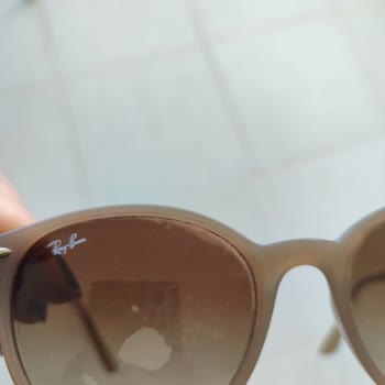 Atasun Optik'te Rayban Gözlüğünün Camı Soyuldu, Garanti Sonrası Ücretli Değişim Teklifi