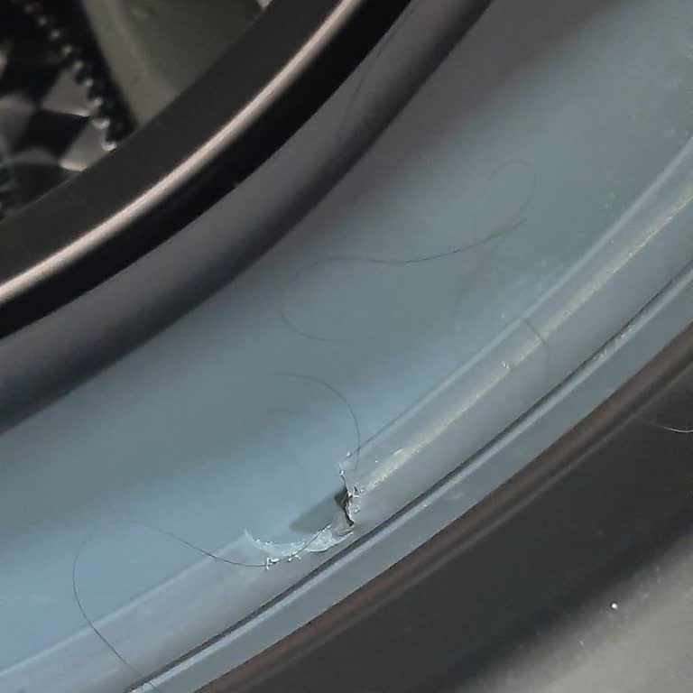 Kapak Lastiği Deforme Olduğu İçin Garanti Dışı 4.150 TL Ücret Talebi