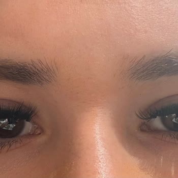 Mecidiyeköy'de İstediğim Modelden Farklı Ve Asimetrik Kirpik Uygulaması