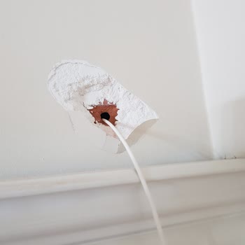 Fiber Kurulumunda Patlak Duvar Ve Kablo Sabitleme Sorunları