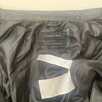 Zara Erkek Ceketi Yüzeysel Sökülmeler Ve Yurt Dışı Satın Alma Nedeniyle Çözüm Eksikliği