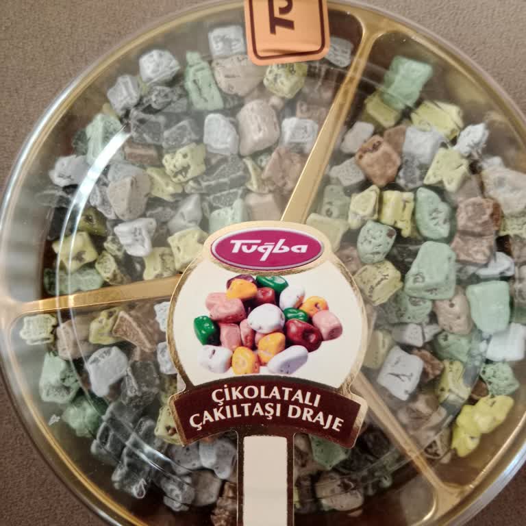 Denizli Çınar Şubesinde Çakıl Taşı Çikolatasının Kalitesizliği Ve Personelin Saygısız Davranışı