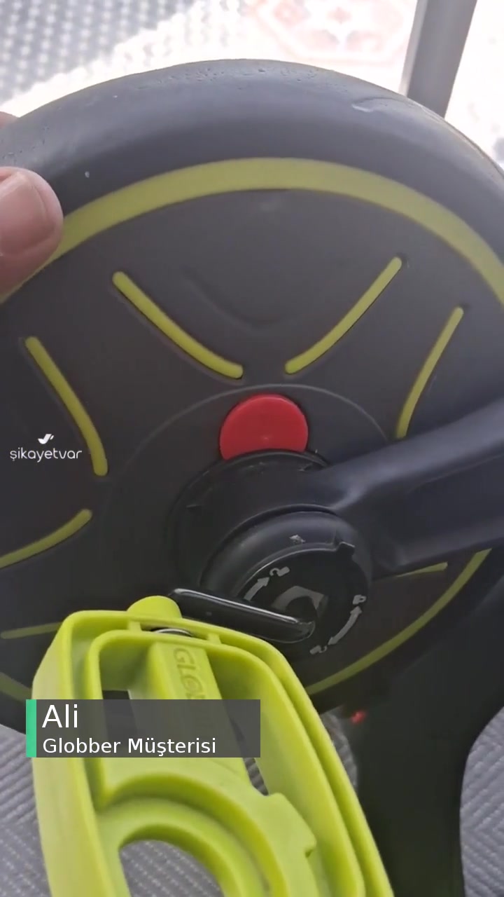 Globber Ön Tekerlek Kilit Mekanizması Arızası videonun kapak resmi