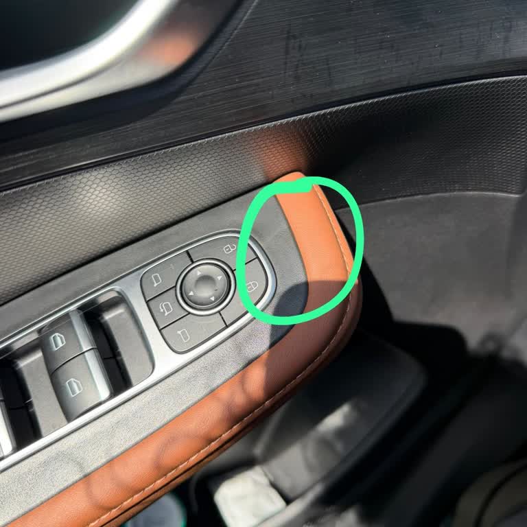 Cam Açma Düğmesindeki Kılcal Çatlaklar Kullanıcı Hatası Olarak Red Edildi