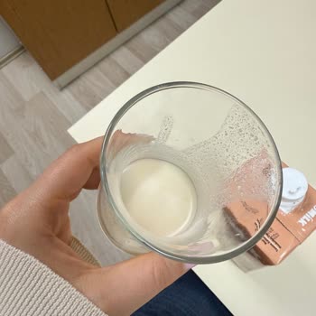 Fomilk Yulaf İçeceğinde Pütürlü Kıvam Ve Yapışkan Kapak Sorunu