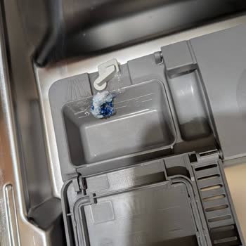 Finish Quantum Infinity Shine Kapsül Deterjanının Erime Sorunu Ve Yetersiz Çözüm