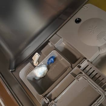 Finish Quantum Infinity Shine Kapsül Deterjanının Erime Sorunu Ve Yetersiz Çözüm