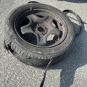 Kontrolsüz Araç Ve Yetersiz Yardım Sebebiyle Güvenlik Ve Zaman Kayıpları