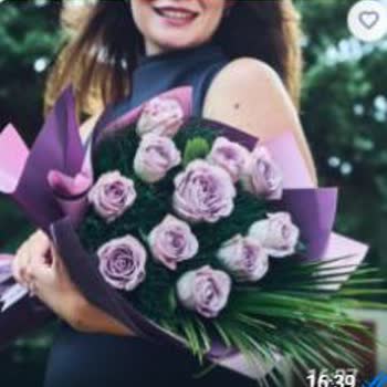 Görseldeki Çiçekle Uyuşmayan Kalitesiz Buket Ve Çözüm Yok