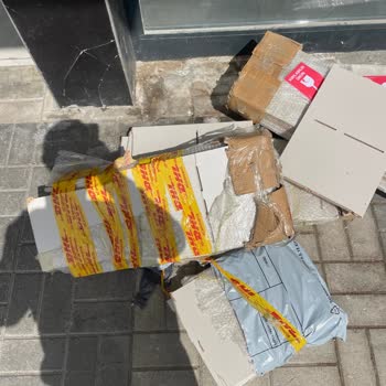 DHL Kırılan Stand İçin Açıklamasız Red Kararı Ve Tazmin Talebi