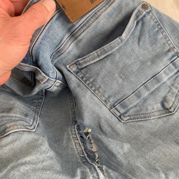 Mavi, Faturasız Jean Pantolon Yırtılmasını İncelemeyi Reddetti