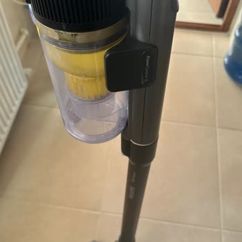 Şarjı Çabuk Biten Ve Bağlantısı Kırılan Philips Kablosuz Süpürgeye Garanti Talebi