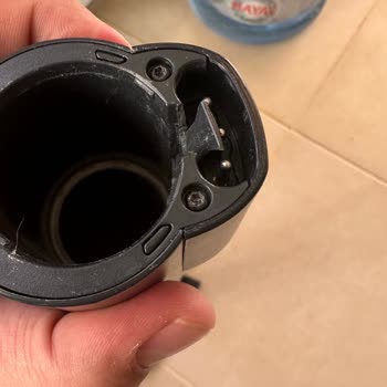 Şarjı Çabuk Biten Ve Bağlantısı Kırılan Philips Kablosuz Süpürgeye Garanti Talebi