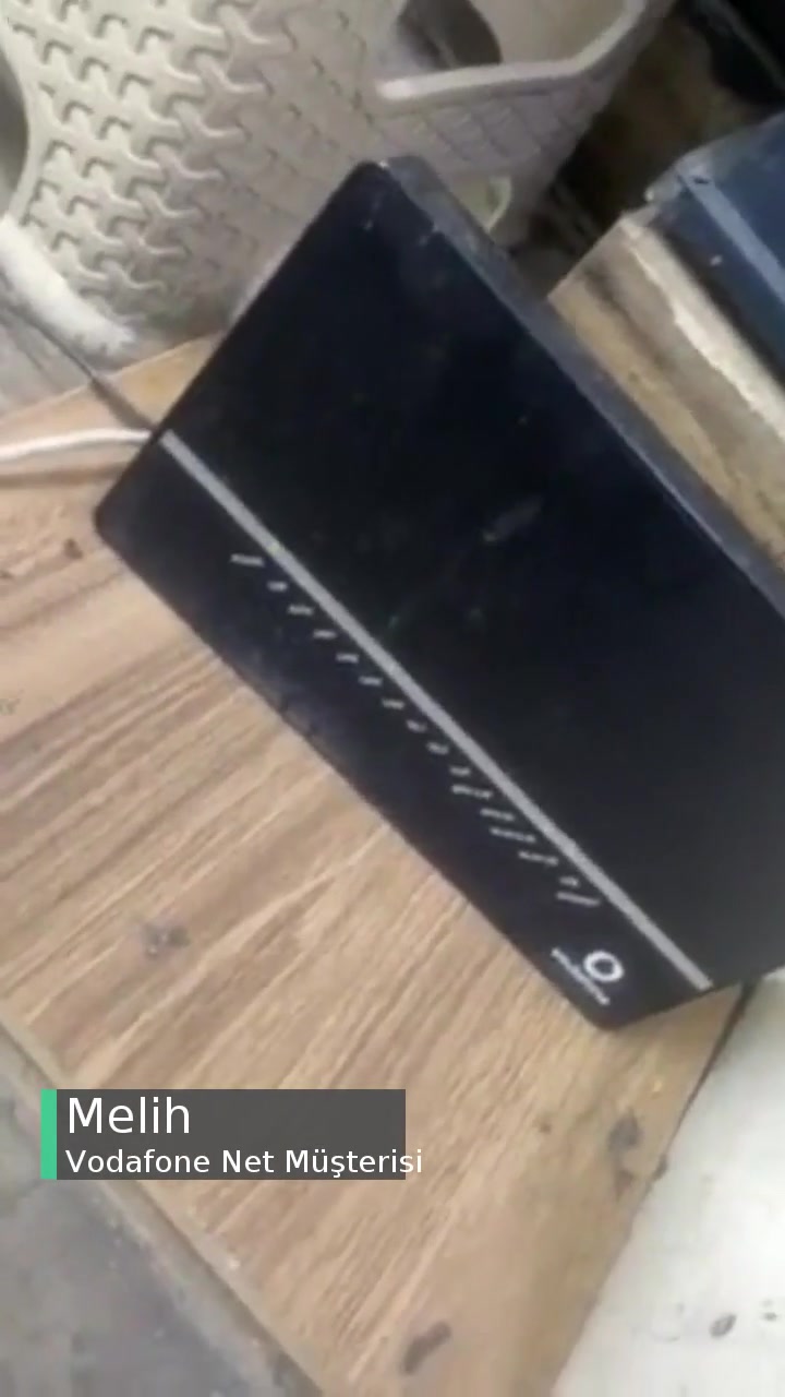 Vodafone Net 12 Gündür Alakasız! videonun kapak resmi