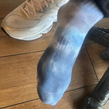 Ayakkabının Çorap Boyasıyla Renk Değiştirmesi Ve Değişim Talebi
