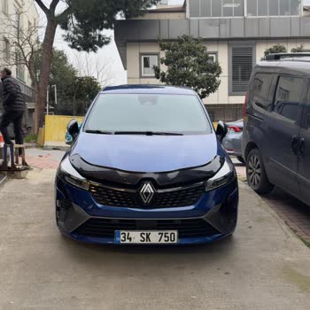 Renault Çetaş Bağcılar’dan Hatasız Söylenen Clio’da Gizli Kaput Düzeltme İzleri