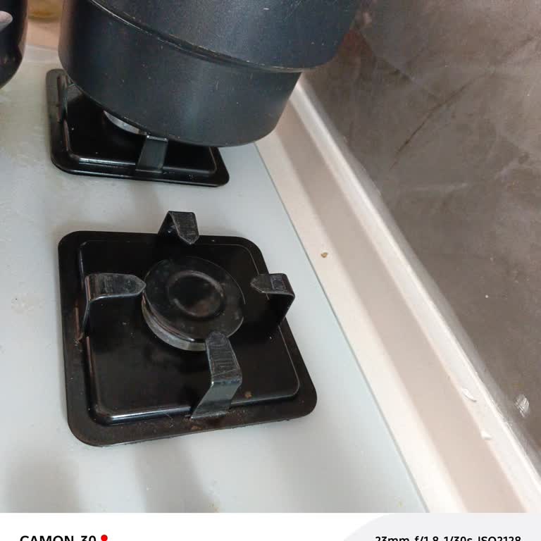 Alpina Ankastre Ocağın Arka İki Gözünün Çalışmaması Ve Servis Gecikmesi