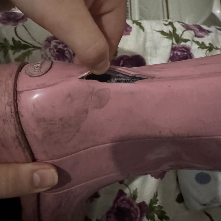 İki Ayda Yırtılan Çocuk Botu İçin Değişim Veya İade Talebi