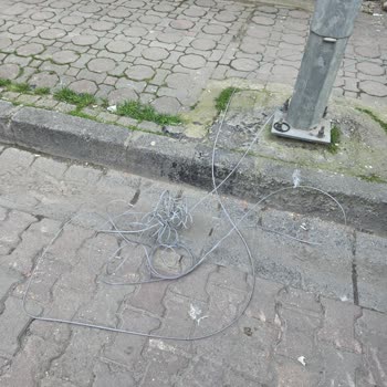 Kentsel Dönüşümde Tekrarlayan Yanlış Kablo Bağlantısı Ve Uzun Bekleme