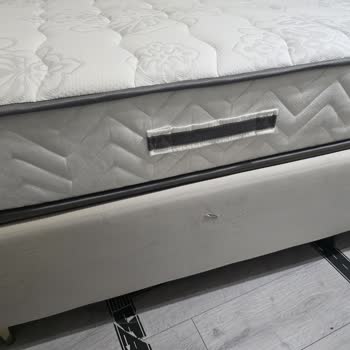 Yırtık Kenar Bezlerine Sahip Baza İçin Acil Değişim Ve Yanıt Talebi