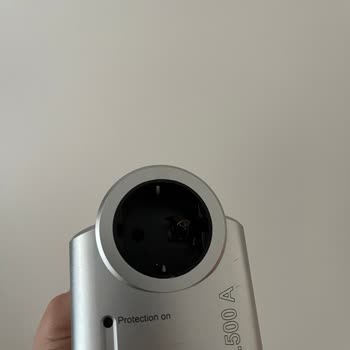 Akım Korumalı Prizde Kablo Eridi Yangın Tehlikesi Ve Kullanılamazlık