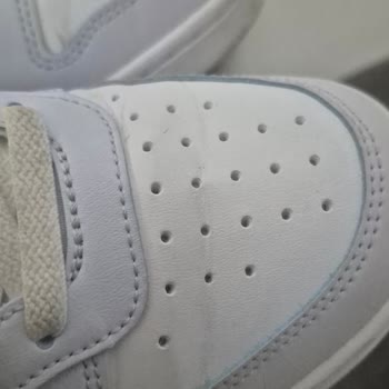 Kısa Sürede Kat Çizgileri Oluştu: Ayakkabı Değişim Talebi