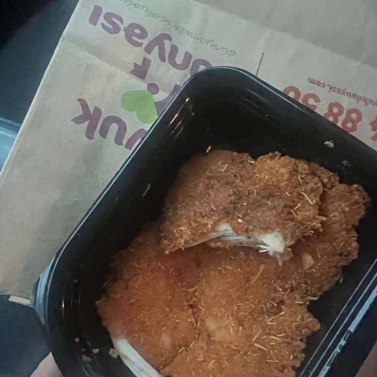 Soğuk Tavır, Yavaş Servis Ve Parçalanmış Şnitzel