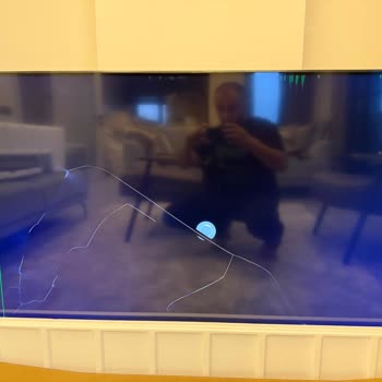 Kırık Ekranlı Televizyon Teslimi İçin Acil Değişim Talebi