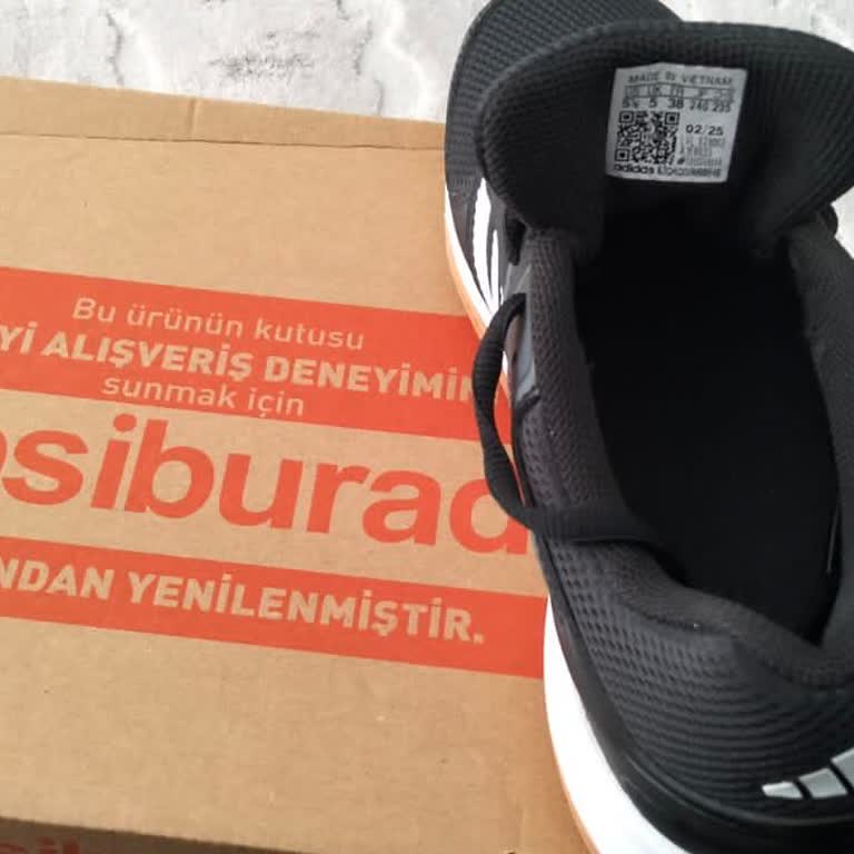 Hepsiburada’da Tek Siparişte Dört Kez Yanlış Ayakkabı Gönderildi