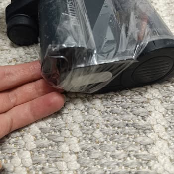 Philips XC6557 Elektrikli Süpürge Parçaları Kırılıyor, Garanti Kapsamında Ücret Talep Ediliyor