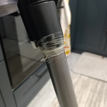 Philips XC6557 Elektrikli Süpürge Parçaları Kırılıyor, Garanti Kapsamında Ücret Talep Ediliyor