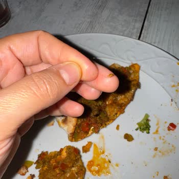 BİM'de Plastik Parçalar İçeren PekFood Ürünü Sağlık Endişesi