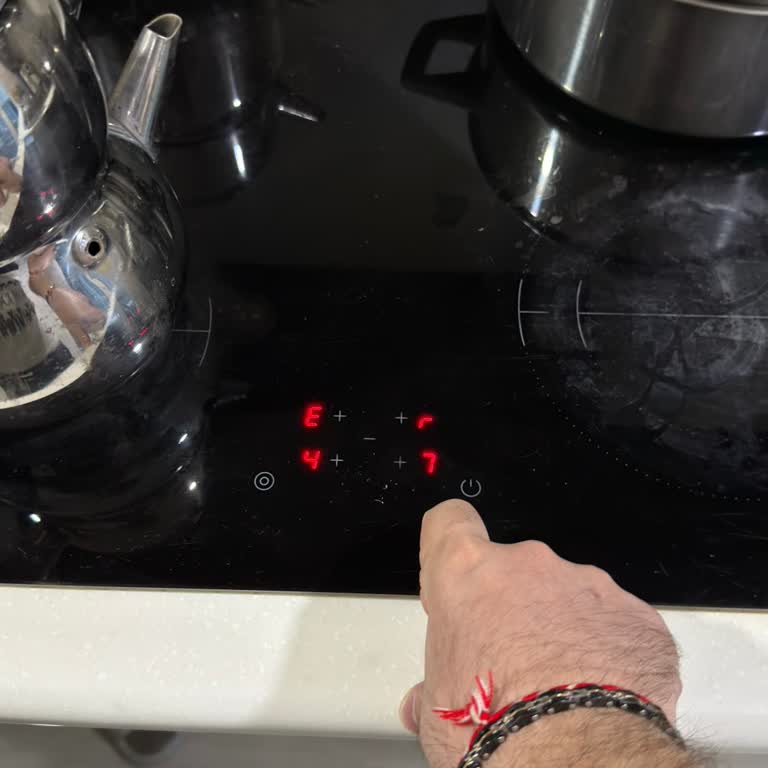 Franke Ankastre Ocakta ER47 Hata Kodu, Ücretsiz Servis Talebi