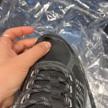 Skechers Ayakkabısının Kısa Sürede Deformasyonu Ve Üretim Hatası Reddedilmesi