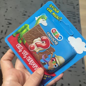 Rengi Kaçmış Ve Doku Sorunu Olan Ozmo Çikolata Sağlık Endişesi Yaratıyor