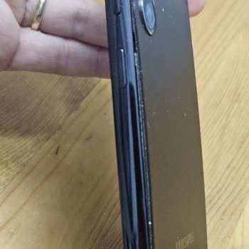 S23 Bataryası Şişti, Güvenlik Riski Ve Ücretsiz Değişim Talebi