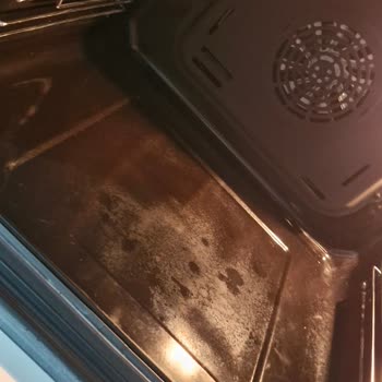 İlk Kullanımda Fırının İç Yüzeyi Benekli Oldu, Güvenim Sarsıldı