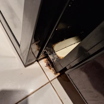 Toprak Turizm'de Kirli Oda Ve Saygısız Hizmet