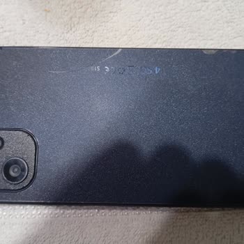 Reeder S19 Promax Batarya Şişmesi Nedeniyle Arka Kapak Çatlaması Ve Garanti Şikayeti