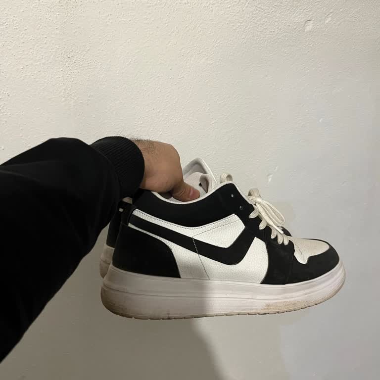 Ayak Sağlığına Uygun Olmadığı İddia Edilen Airheels Ayakkabısı İçin Tam İade Talebi