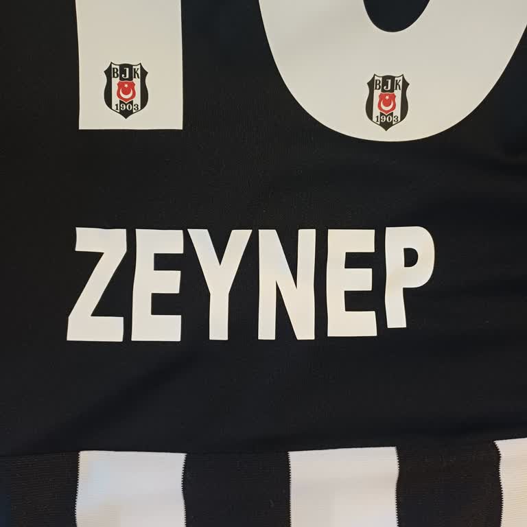 İsim Baskısındaki Harf Boyutu Hatası Nedeniyle Formanın İadesi Ve Yeniden Gönderilmesi