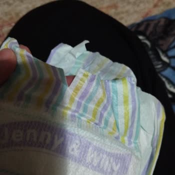 BİM'den Alınan Jenny Bebek Bezleri Defolu Ve Yırtık, İade Talebi