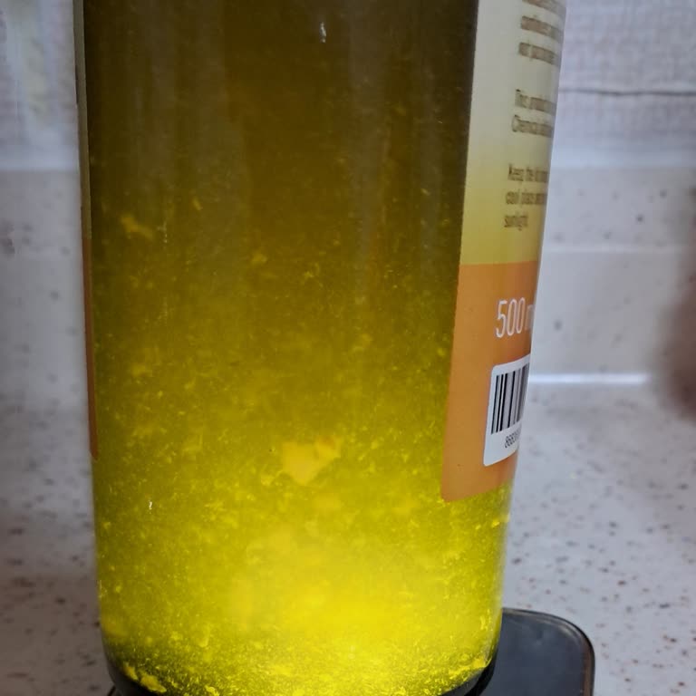 Ananas Sirke Şişesinde Yabancı Parça Ve Değişim Reddi